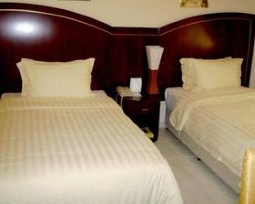 Royal Crown 3*