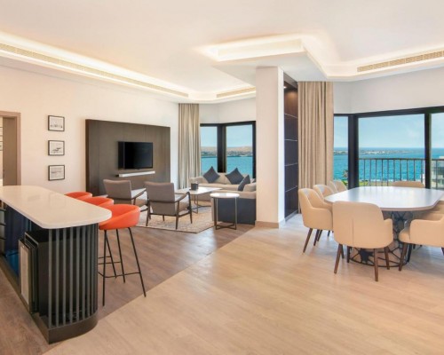 Sheraton Abu Dhabi Hotel 5* — Абу-Даби, Корниш