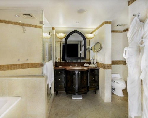 Sheraton Abu Dhabi Hotel 5* — Абу-Даби, Корниш