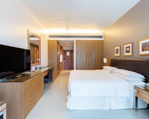 Four Points by Sheraton Bur Dubai — отель 4* в Дубае