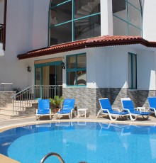 Elit Garden Hotel 3*
