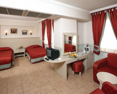 Noa Hotels Club Nergis Beach 4* — отдых на первой линии в Мармарисе