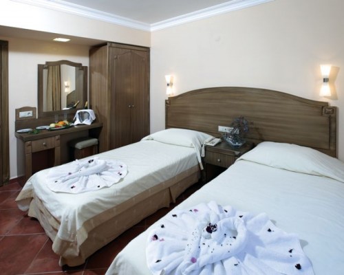 Noa Hotels Club Nergis Beach 4* — отдых на первой линии в Мармарисе