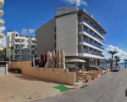 Marmaris Natalie's Beach Hotel 3* — пляжный отдых в Мармарисе