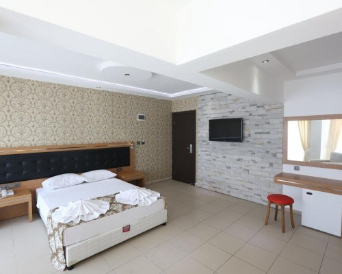 Marmaris Natalie's Beach Hotel 3* — пляжный отдых в Мармарисе