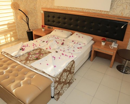 Marmaris Natalie's Beach Hotel 3* — пляжный отдых в Мармарисе