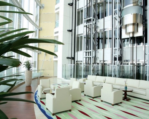Blue Beach Tower The Walk JBR 5* — отель в Дубае