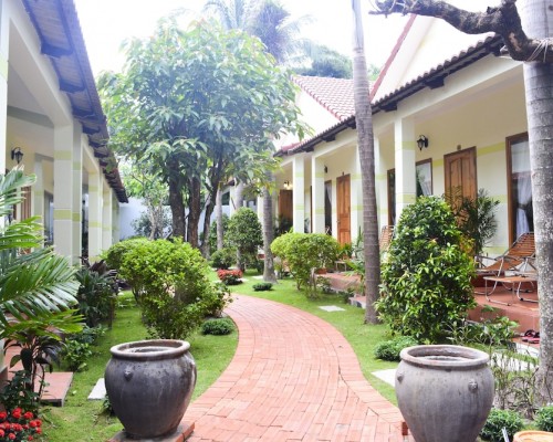 Ngoc Viet Bungalow 3* — уютный отель на Фукуоке