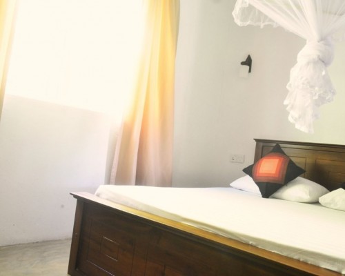 Holiday Inn Unawatuna 3* — Унаватуна, Шри-Ланка