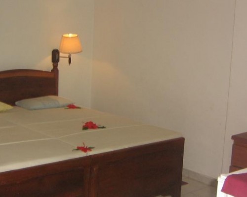 Royal Beach Hotel & Restaurant 3* — Хиккадува, Шри-Ланка
