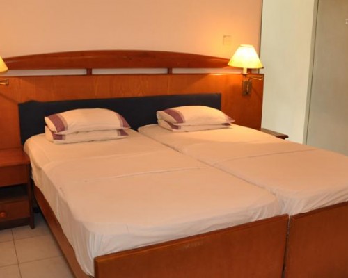 YKD Tourist Rest 2* — Хиккадува, Шри-Ланка