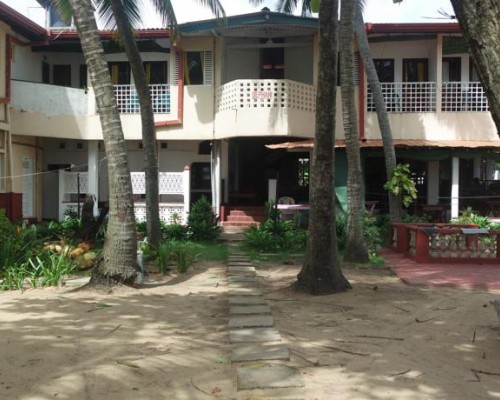 Dephani Beach Hotel 2* — Негомбо, Шри-Ланка