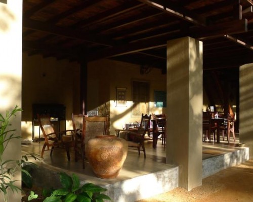 Dunes Unawatuna Hotel 2* — Унаватуна, Шри-Ланка