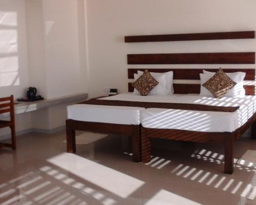 Beacon Beach Negombo 3* — пляжный отель в Негомбо