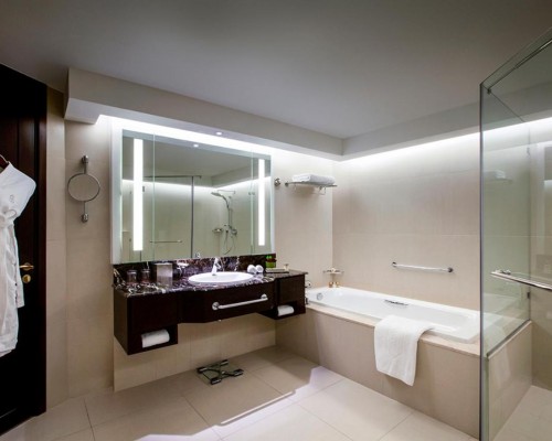 Bab Al Qasr Hotel 5* в Абу-Даби: что важно знать перед бронированием