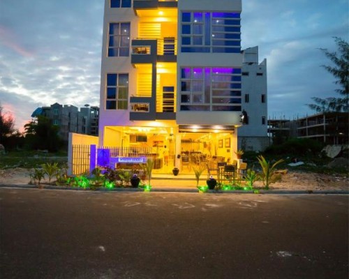 The White Harp Beach Hotel 4* — Хулхумале, Мальдивы