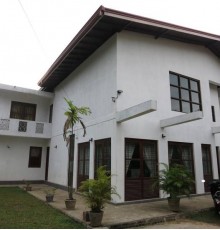 Shanthi Villa 2*