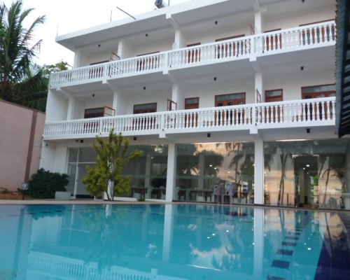 Ocean View Cottage 3* — Хиккадува, Шри-Ланка