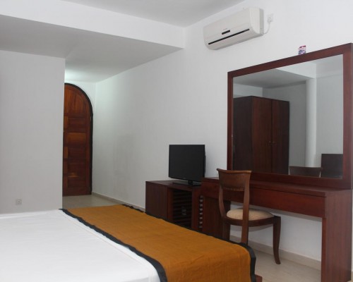 Hideaway Hikkaduwa: небольшой отель на первой линии в Хиккадуве