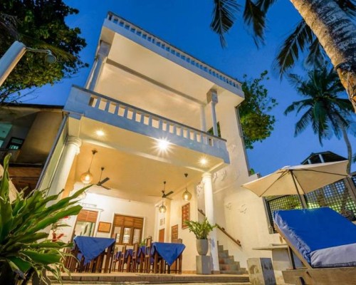 Blue Sky Beach Resort 3* — Унаватуна, Шри-Ланка