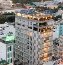 Maple Leaf Hotel & Apartment 4*