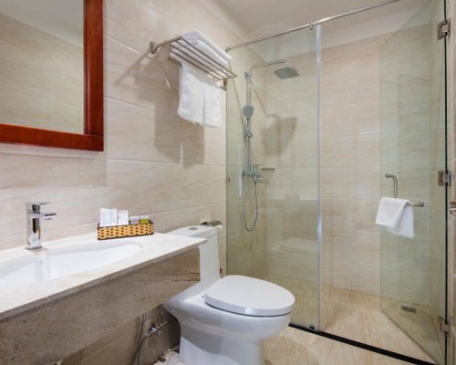 Maple Leaf Hotel & Apartment 4* в Нячанге — честный обзор