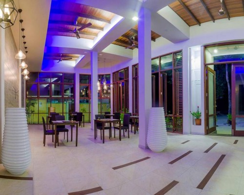 Velana Beach 4* — отель на острове Маафуши, Мальдивы