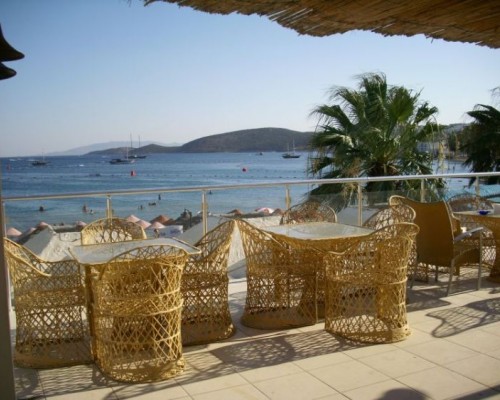 Sun Club Bodrum 4*: пляжный отдых на первой линии в Бодруме