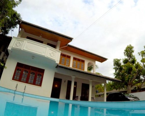 Hikkaduwa Breeze Villa 3* — отель в Хиккадуве