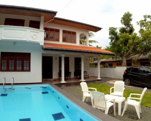 Hikkaduwa Breeze Villa 3* — отель в Хиккадуве