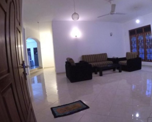 Hikkaduwa Breeze Villa 3* — отель в Хиккадуве