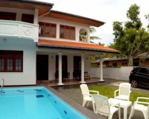 Hikkaduwa Breeze Villa 3* — отель в Хиккадуве