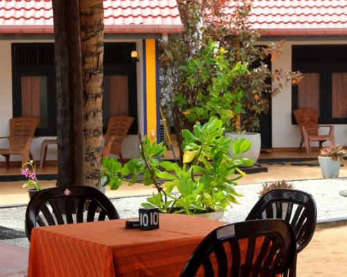 Hotel Blue Note 2* в Хиккадуве