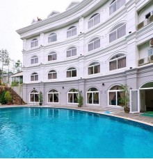 Boulevard Hotel 3*