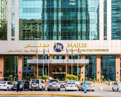 Majlis Grand Mercure Residence Abu Dhabi: 5* в центре Абу-Даби