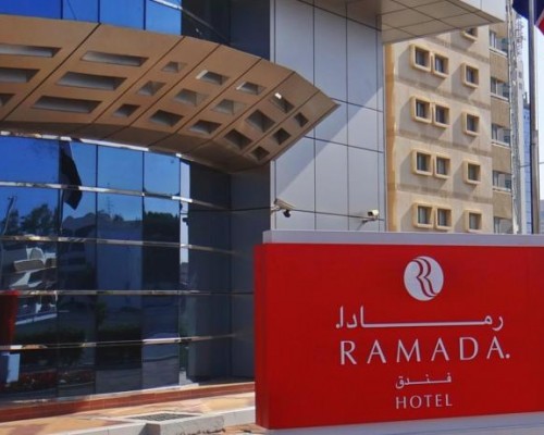 Ramada Abu Dhabi Corniche — отель 4* в Абу-Даби