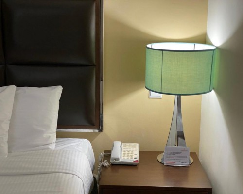 Phoenix Plaza Hotel Apartments 3* — Абу-Даби, ОАЭ
