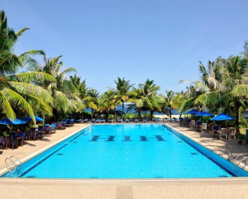 Hulhule Island Hotel 4* — отдых на Мальдивах рядом с аэропортом