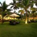 Sea Rock Villa 3* — отель на берегу океана в Бентоте