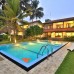 Sea Rock Villa 3* — отель на берегу океана в Бентоте