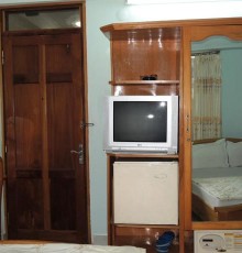 Quang Vinh Hotel 2*