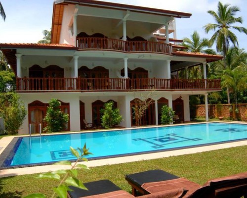Sandali Walauwa 3* — отель в Бентоте, Шри-Ланка