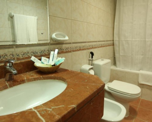 High End Hotel Apartments 3*