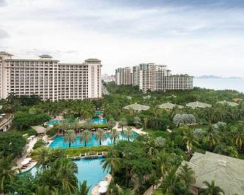 Days Hotel & Suites Sanya Resort 5* — Хайнань, Китай