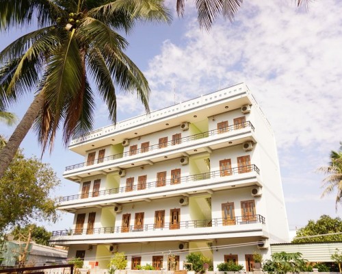 Cat Tien Guesthouse 2* — Фантхьет, первая линия