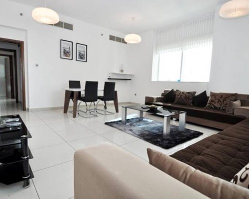 Marina Pinnacle Apartments