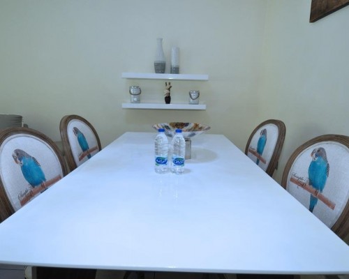 Marina Pinnacle Apartments