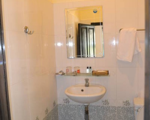 Golden Sail Hotel & Restaurant 2* — Фантхьет, Вьетнам