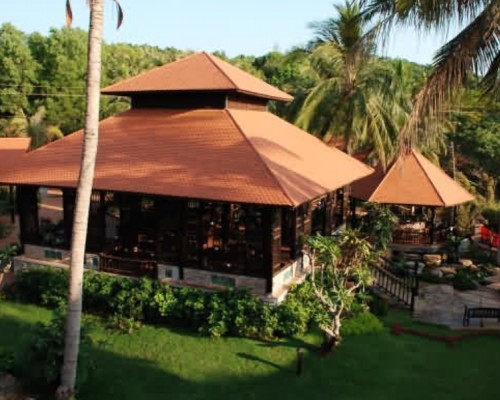 Phu Quoc Charm 3* — пляжный отель в Фукуоке