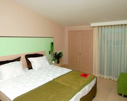 Iron Ambassador Kemer Plaza Hotel 4* — Кемер, первая линия